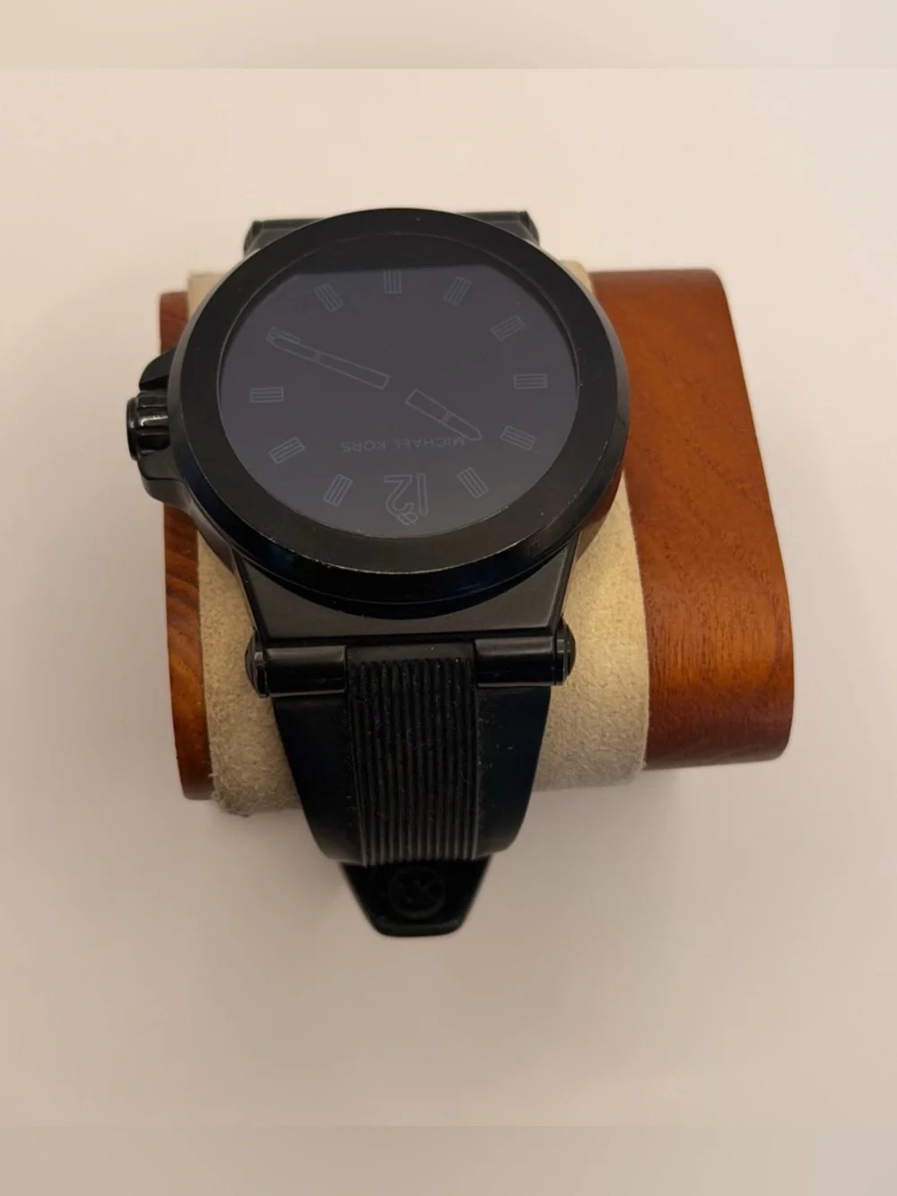 Michael Kors Smart Watch,‎ Black, Charger Included, Silicone Band